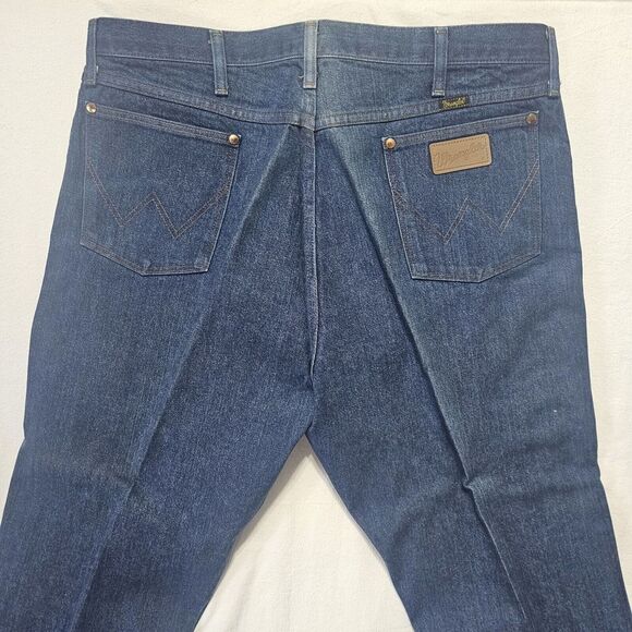 Wrangler Jeans Men 42x32 Blue Denim Dark Wash 13MWZ Cowboy Cut Orginal Fit - Picture 13 of 16